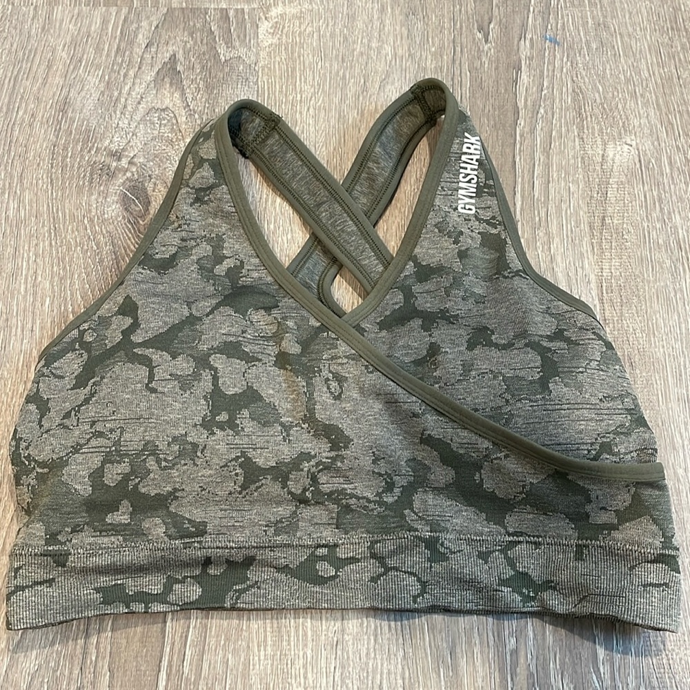 Gymshark adapt camo sports bra